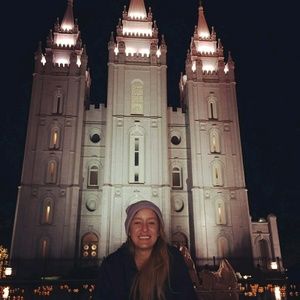 Meet your Posher, Vanessa